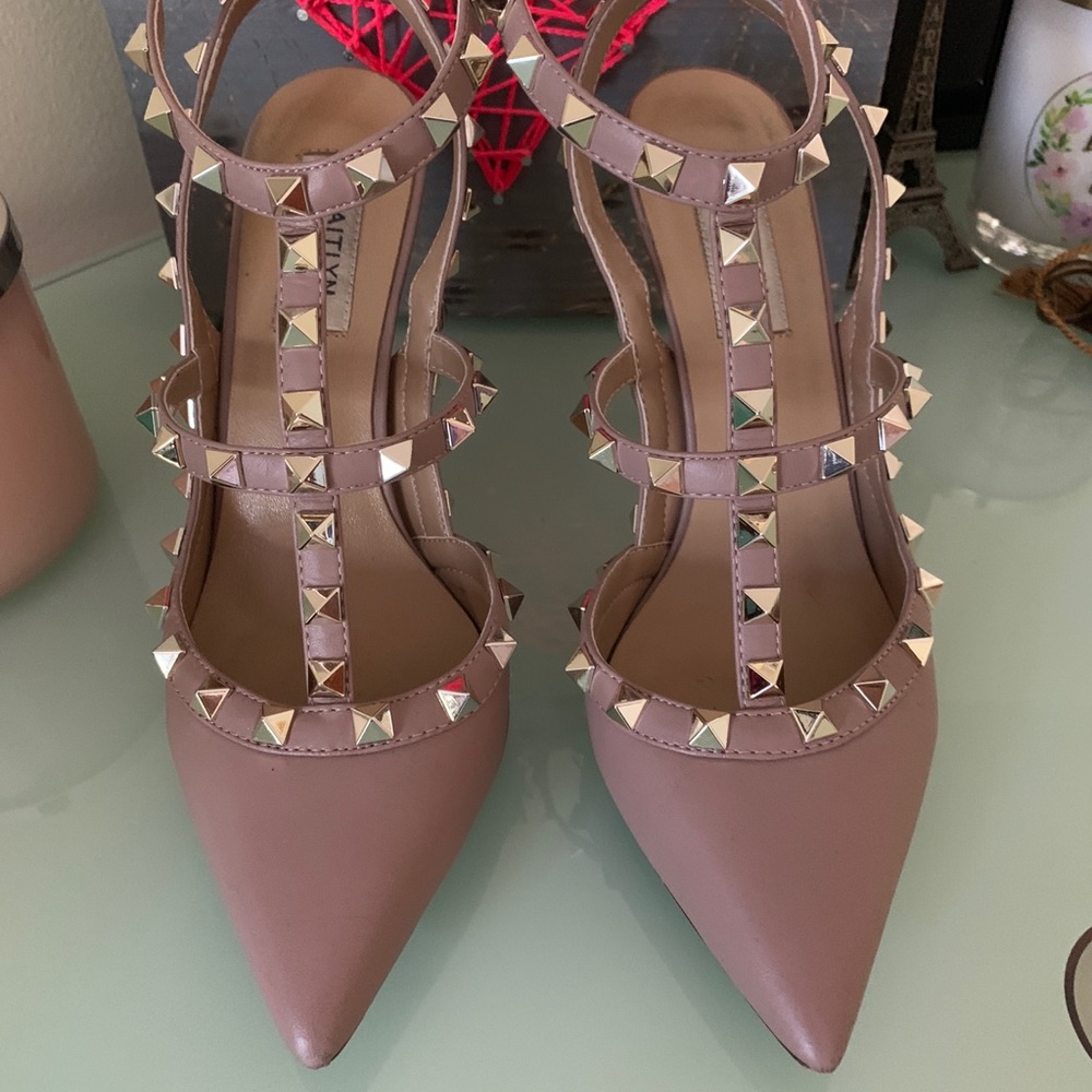 Kaitlyn Pan heels
